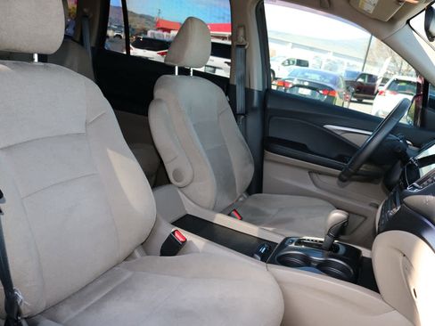 Used 2020 Honda Pilot EX image 21