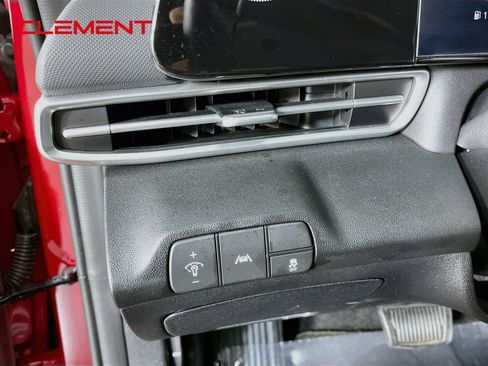 Used 2023 Hyundai Elantra SEL w/ Convenience Package FWD image 12