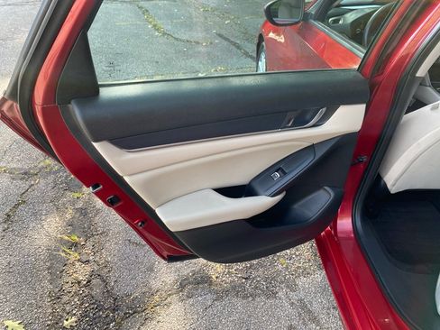 Used 2018 Honda Accord LX image 21