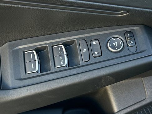 New 2026 Honda Accord LX image 13