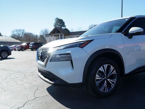 Used 2021 Nissan Rogue SV image 10