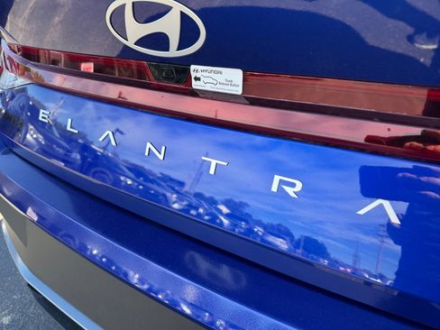 New 2025 Hyundai Elantra Sport image 17