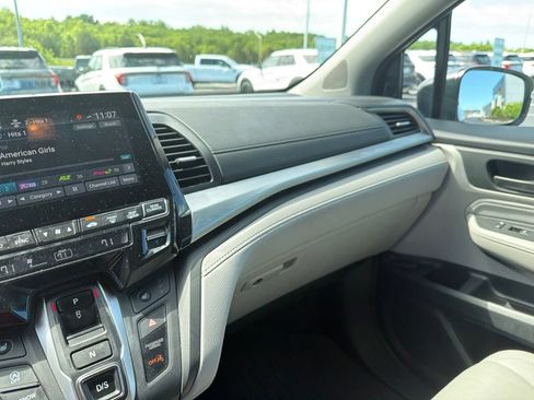 Used 2020 Honda Odyssey Touring image 5