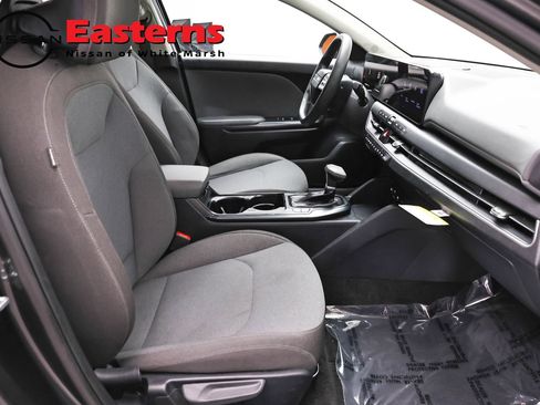 Used 2025 Kia K4 FWD image 24