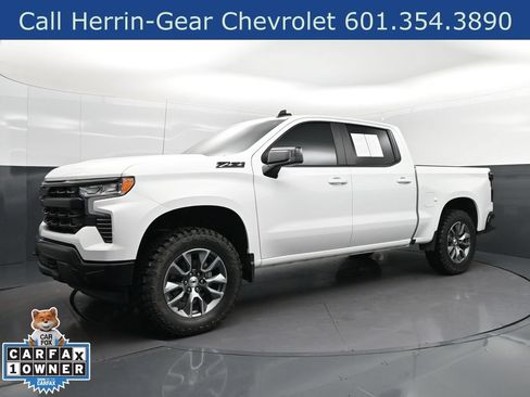 Used 2026 Chevrolet Silverado 1500 LT w/ Z71 Off-Road Package AWD/4WD image 3