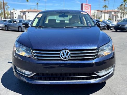Used 2015 Volkswagen Passat 1.8T Limited Edition FWD image 8