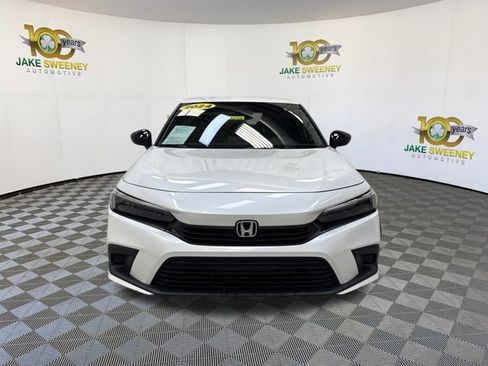 Used 2024 Honda Civic Sport image 3