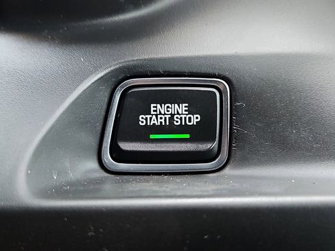 Used 2022 Chevrolet Camaro LT RWD image 24