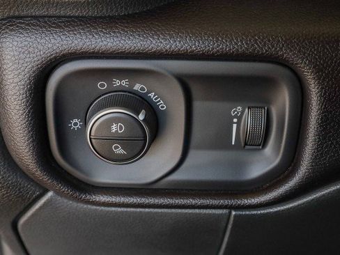 Used 2022 RAM 2500 Big Horn w/ Level A Equipment Group image 26