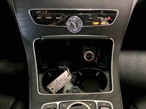 Used 2018 Mercedes-Benz C 300 4MATIC Sedan image 34