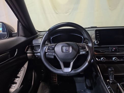 Used 2022 Honda Accord Sport image 11