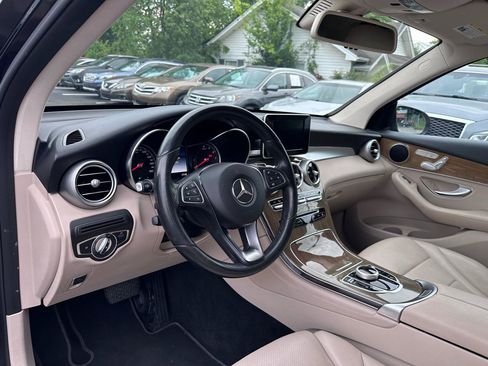 Used 2018 Mercedes-Benz GLC 300 image 11
