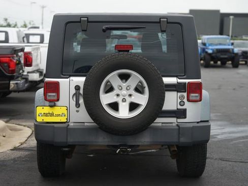 Used 2012 Jeep Wrangler Sport AWD/4WD image 7