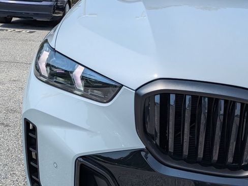 Used 2026 BMW X5 xDrive40i w/ M Sport Package AWD/4WD image 11