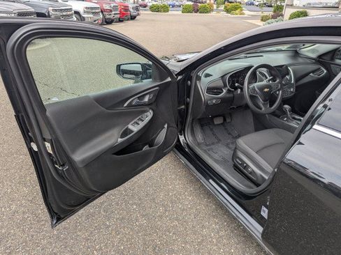 Used 2023 Chevrolet Malibu LT FWD image 7