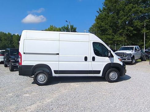 New 2024 RAM ProMaster 2500 w/ Safety Group image 6