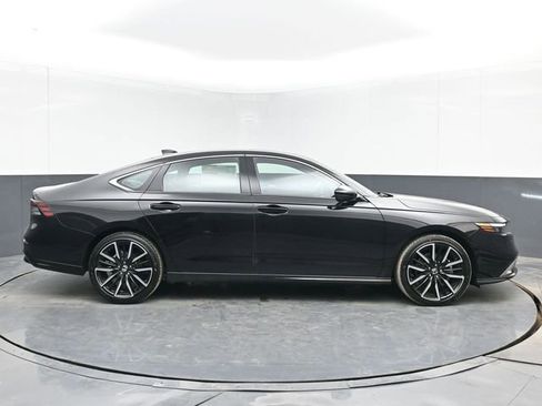 New 2026 Honda Accord Touring image 11