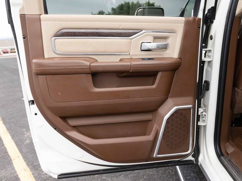 Used 2020 RAM 3500 Laramie AWD/4WD image 12