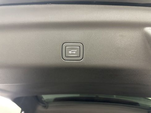 New 2026 Cadillac Escalade Platinum Sport image 29