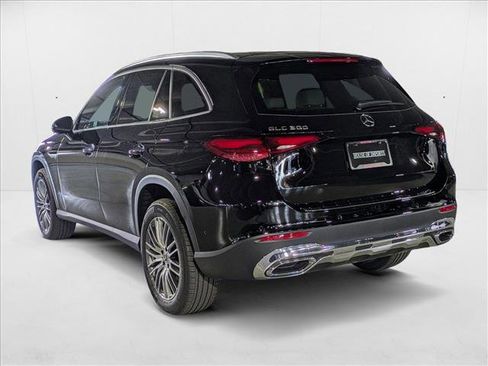 New 2026 Mercedes-Benz GLC 300 image 9