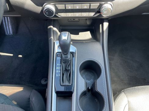 Used 2025 Nissan Altima 2.5 SV FWD image 41