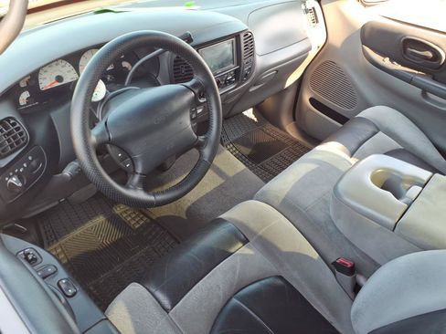 Used 2000 Ford F150 Lightning RWD image 19