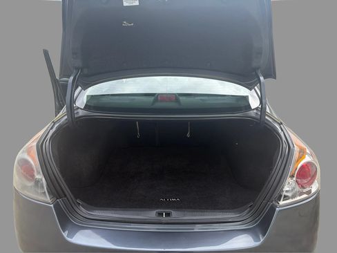 Used 2010 Nissan Altima 2.5 SL w/ SL Pkg FWD image 15