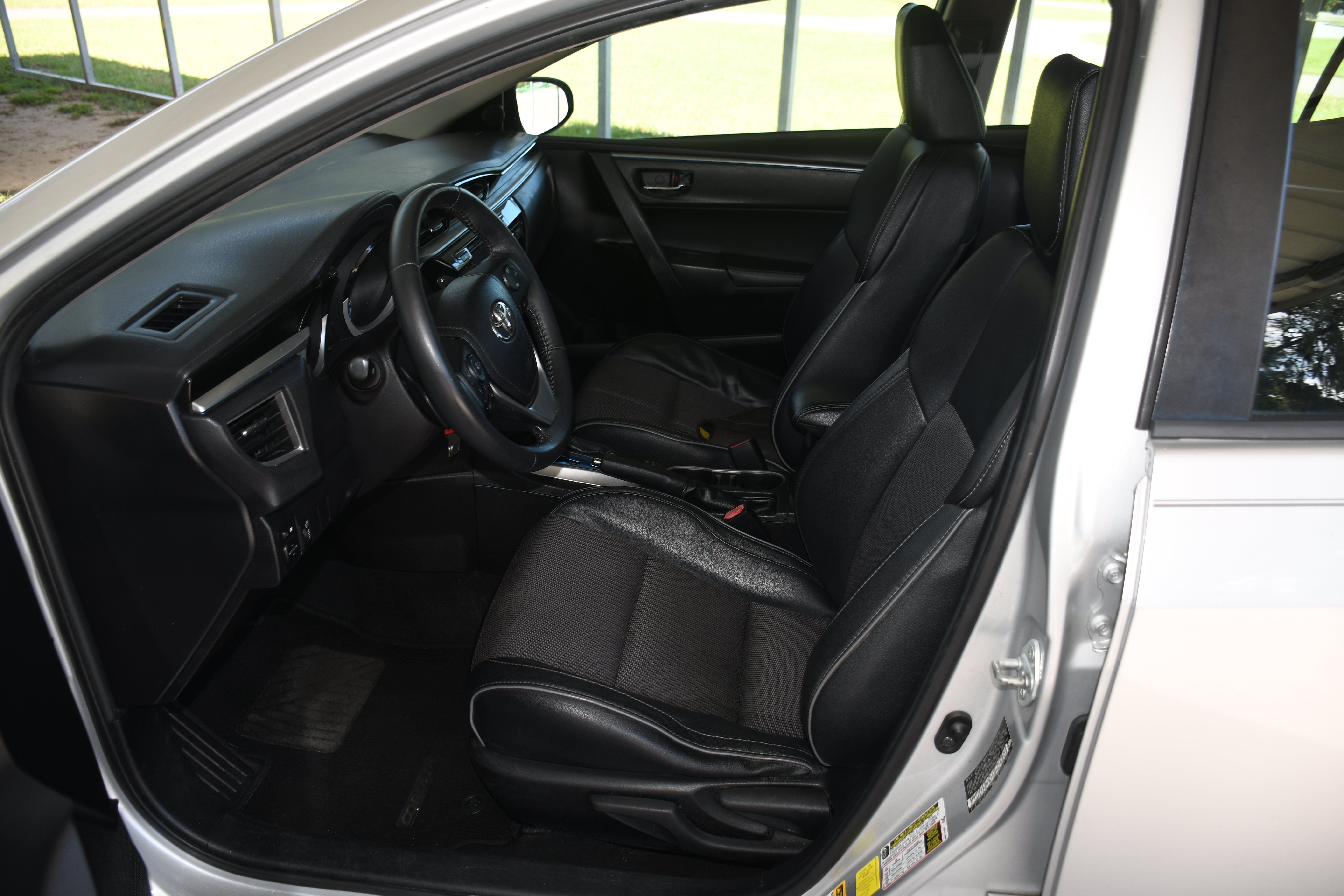 Used 2016 Toyota Corolla S FWD image 7