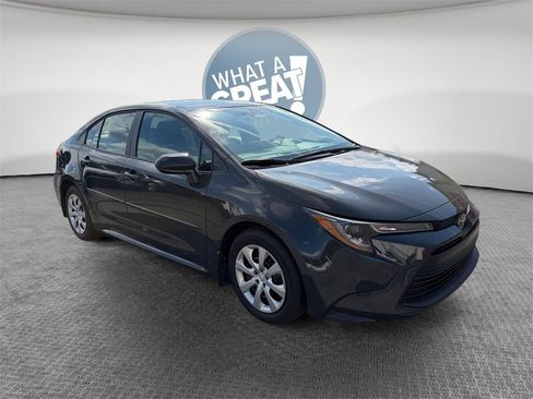 Certified 2026 Toyota Corolla LE image 1