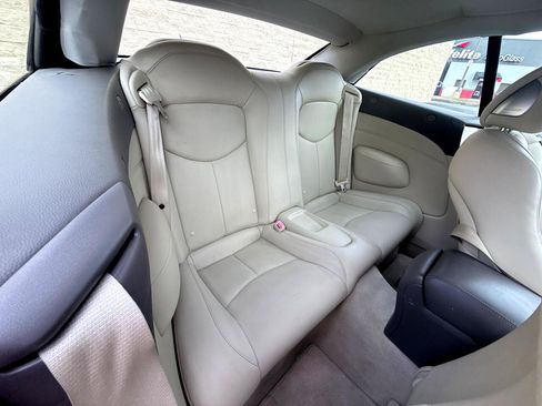 Used 2011 INFINITI G37 Sport w/ Premium Pkg image 12