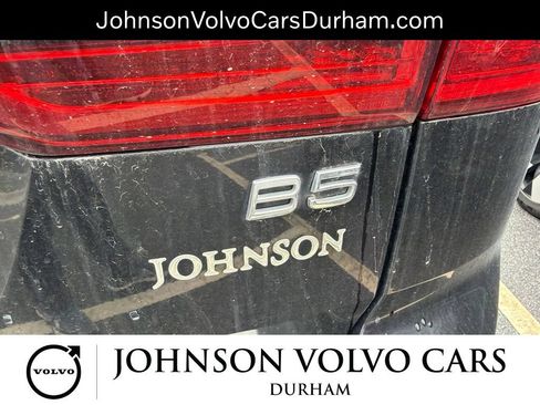 Used 2023 Volvo XC60 B5 Plus w/ Climate Package FWD image 21
