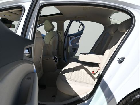 New 2026 Genesis G70 2.5T Prestige image 30