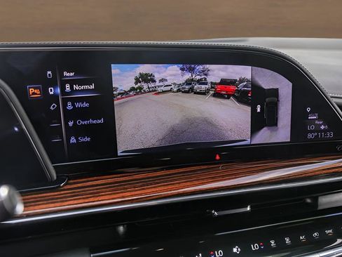 Certified 2023 Cadillac Escalade Premium Luxury image 17