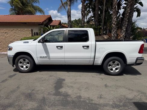 Used 2025 RAM 1500 Big Horn AWD/4WD image 8