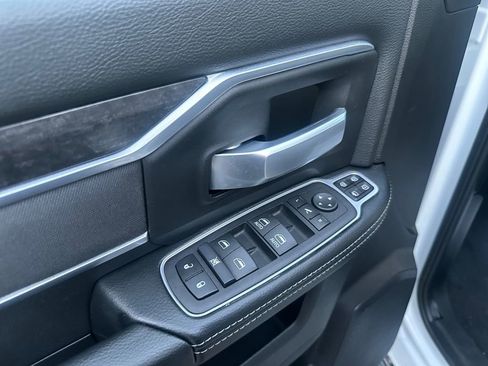 Used 2024 RAM 2500 Big Horn image 25