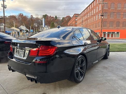 Used 2014 BMW M5 image 8