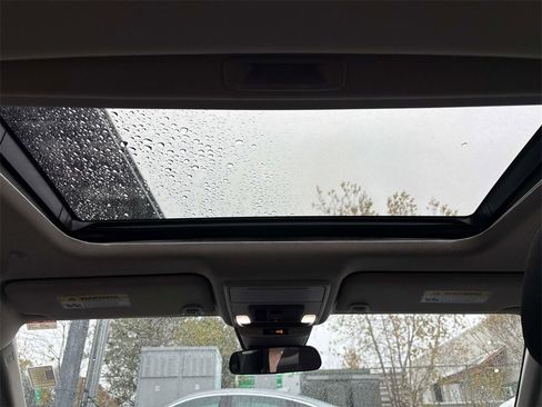 Used 2025 Honda Accord SE image 14