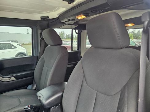 Used 2015 Jeep Wrangler Unlimited Sport w/ Quick Order Package 23S AWD/4WD image 20