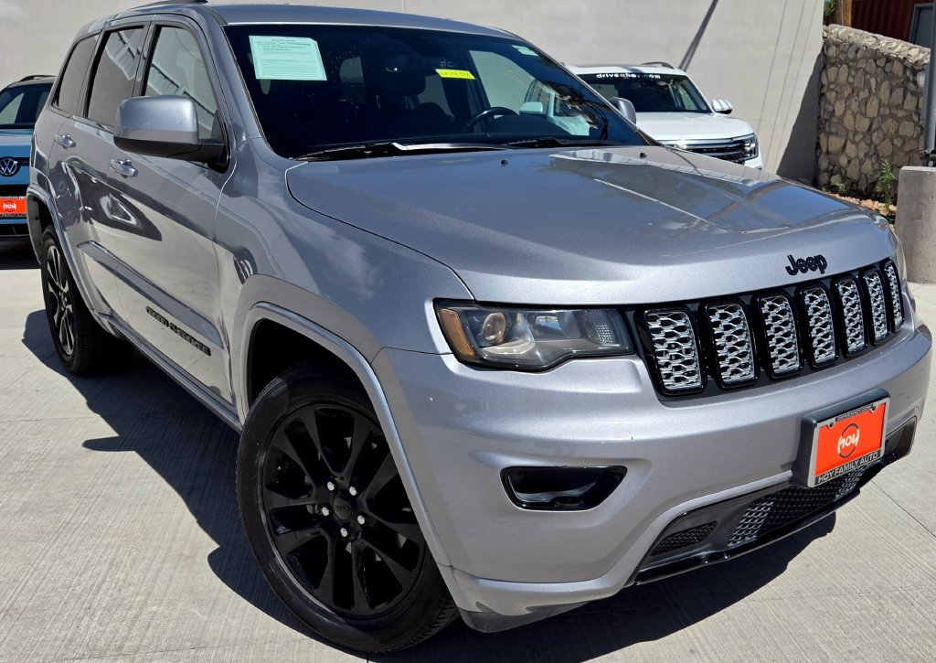 Used 2019 Jeep Grand Cherokee Altitude RWD image 1