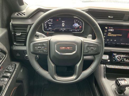 Used 2023 GMC Sierra 1500 AT4 w/ AT4 Premium Package AWD/4WD image 32