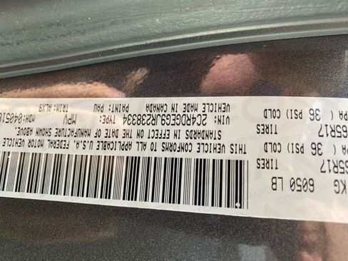 Used 2018 Dodge Grand Caravan GT image 28