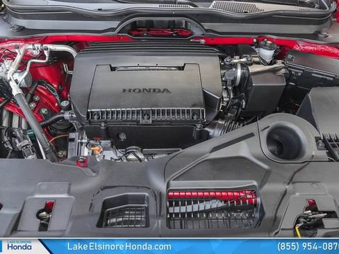 Certified 2025 Honda Pilot TrailSport image 30
