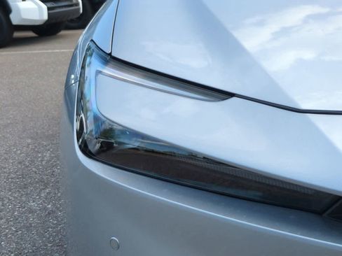 New 2026 Toyota Prius Plug-In Hybrid FWD image 10