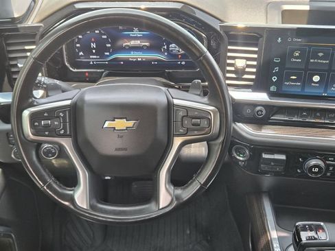 Used 2025 Chevrolet Silverado 1500 LT AWD/4WD image 26