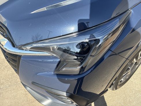 Used 2024 Subaru Ascent Touring image 3