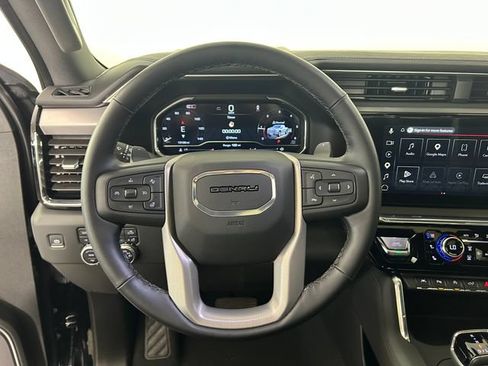Used 2025 GMC Sierra 1500 Denali w/ Denali Reserve Package AWD/4WD image 15