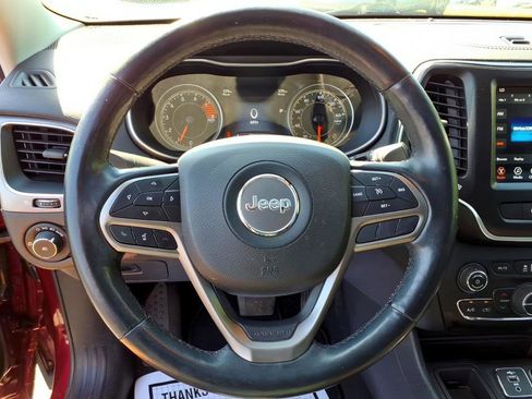 Used 2021 Jeep Cherokee Latitude Lux w/ Sun & Sound Group FWD image 21
