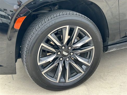 Used 2024 Cadillac Escalade Sport Platinum w/ LPO, Floor Liner Package image 9