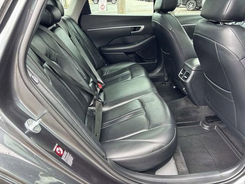 Used 2023 Hyundai Sonata SEL w/ Convenience Package FWD image 19
