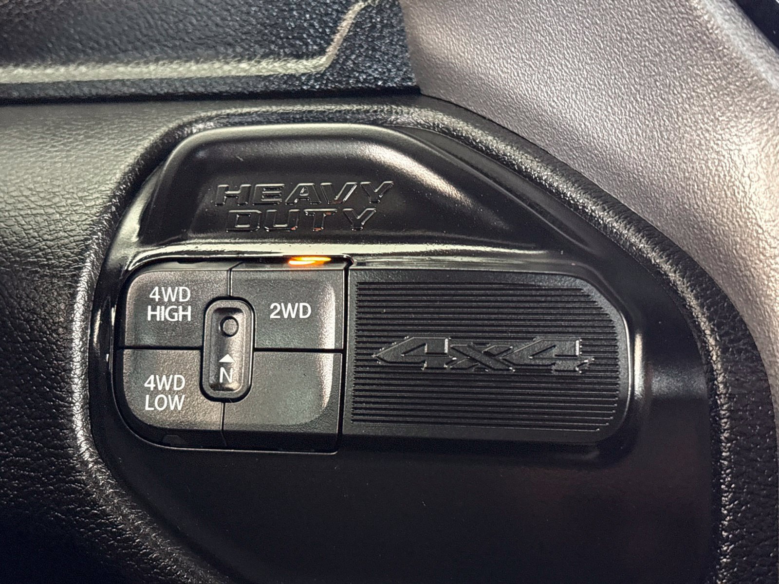 Used 2024 RAM 2500 Big Horn w/ Sport Appearance Package AWD/4WD image 41
